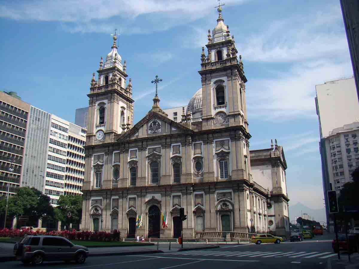 Igreja da Candelária no Rio, saiba história, segredos, como visitar, santa padroeira, eventos históricos e muito mais