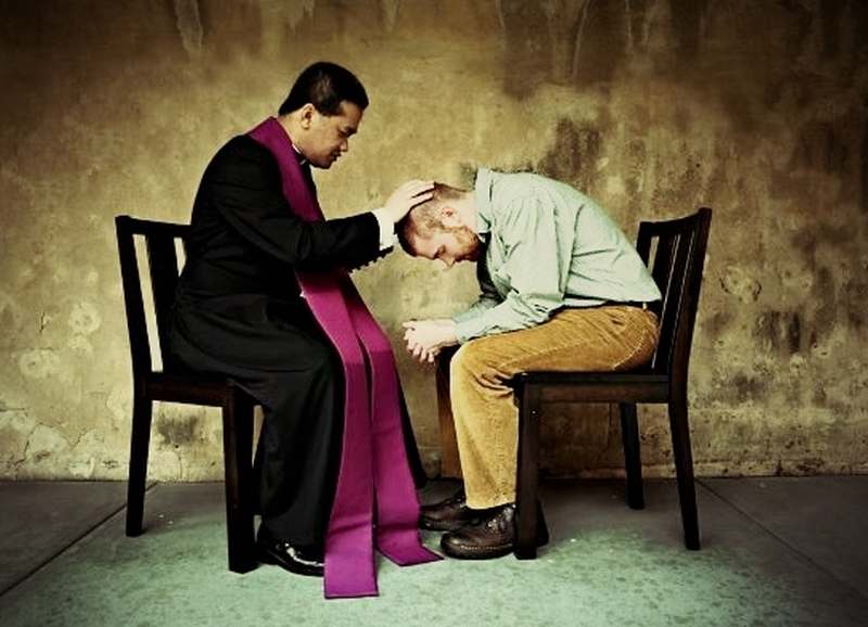 Confessar com o Padre