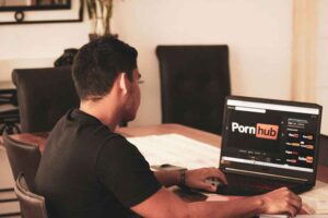 Masturbação é pecado, se satisfazer sozinho na adolescência