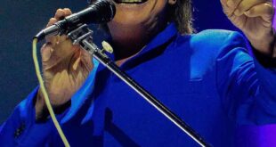 O cantor Roberto Carlos é mesmo católico, ele é devoto de quais santos da igreja, como se converteu ao catolicismo