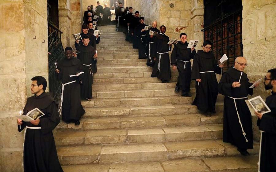 Missão dos Franciscanos junto a Igreja Católica