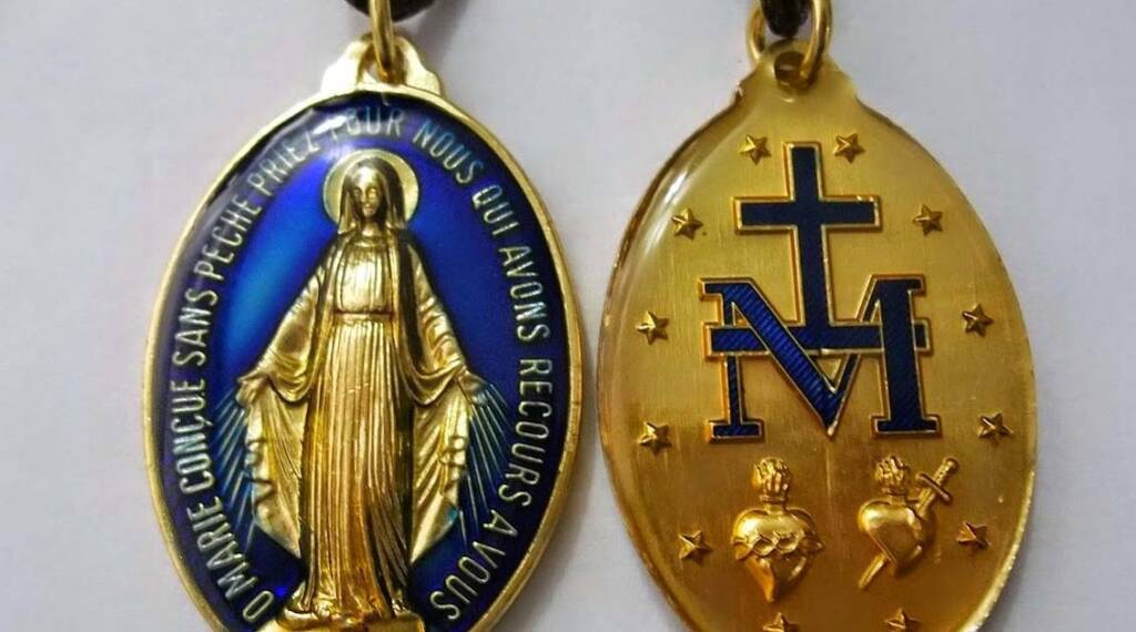 Por que a Medalha de Nossa Senhora das Graças É Tão Procurada Entre os Católicos