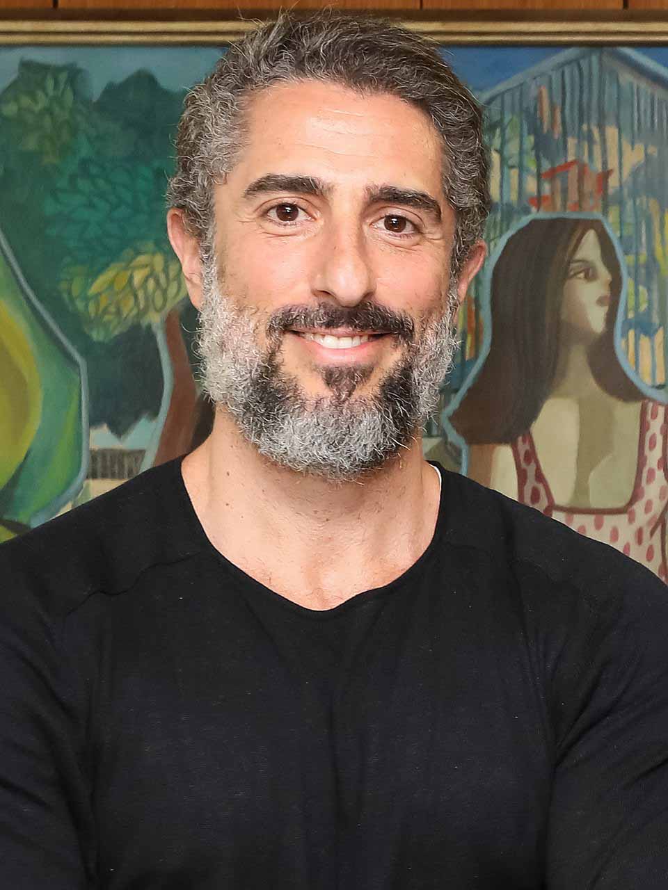 Marcos Mion é católico, como ele virou devoto de Nossa Senhora Aparecida Apresentador Marcos Mion é mesmo católico, como foi sua conversão, como virou devoto de N. Sra. Aparecida