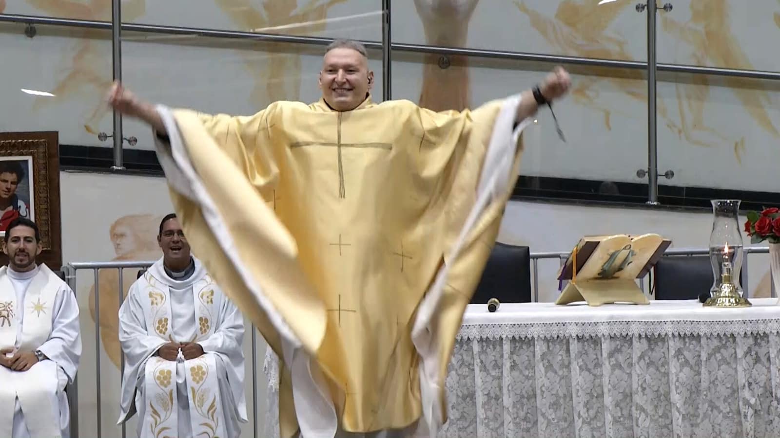 Padre Marcelo Rossi 2023 ️ como Ele vive hoje