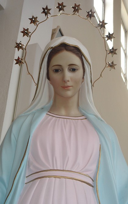 Nossa Senhora Rainha da Paz, saiba que é, história, milagres, dia e orações poderosas