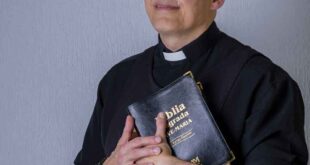 Padre Marcelo Rossi Forte