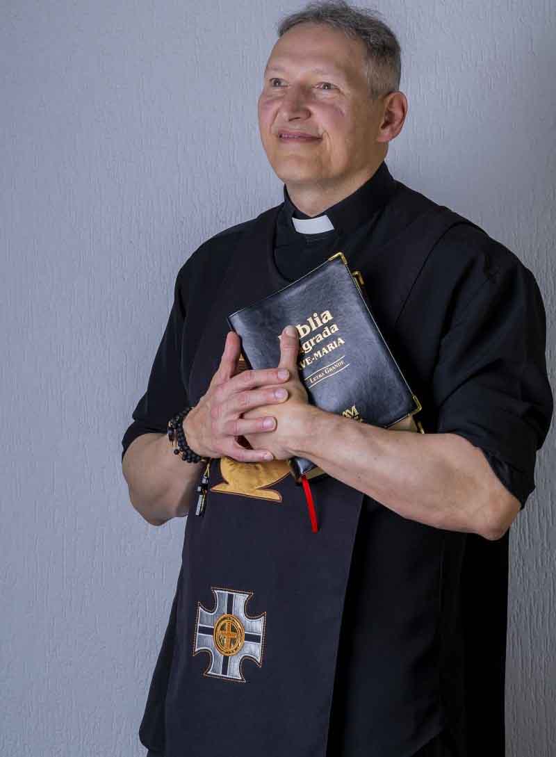 Padre Marcelo Rossi Forte