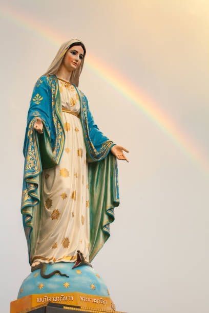 oração maria passa na frente para alcançar uma graça urgente