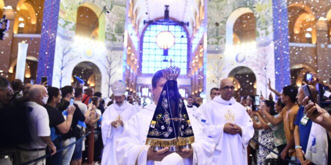 Missa solene da festa da padroeira do Brasil, Nossa Senhora Aparecida