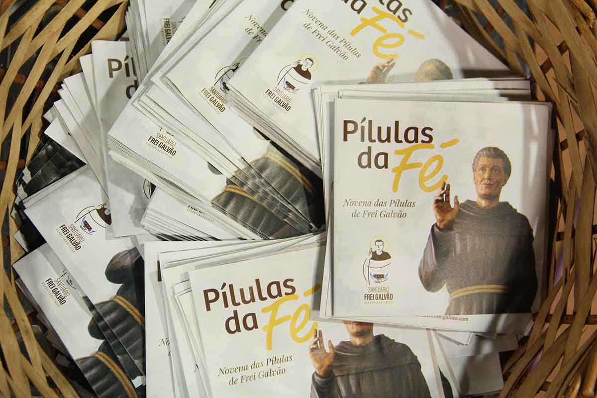 Pílulas de Frei Galvão: Para que serve, onde encontrar, como tomar, o que está escrito, testemunhos de devotos católicos que tomaram