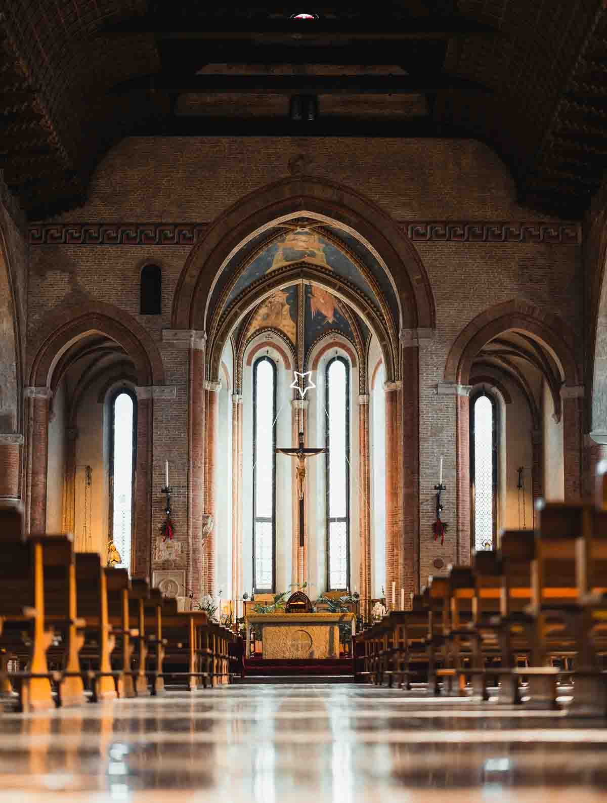 Como Deus fala comigo através da minha consciência, de acordo com a visão da Igreja Católica