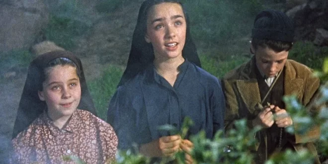 Confira a programação de filmes de maio da TV Aparecida.
