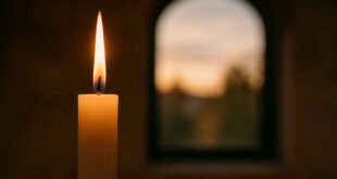 Acender Uma Vela Virtual Funciona Para Alcançar uma Graça? Entenda o Significado, a Visão da Igreja e as Mais Famosas do Brasil.