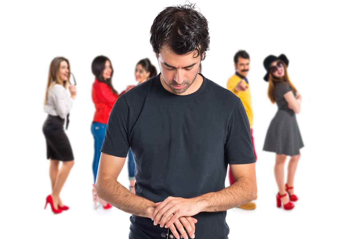 Grupos de pessoas más e ruins, saiba como lidar com Eles. Aprenda com a Psicologia e os ensinamentos da Igreja Católica como identificar, enfrentar e se proteger de pessoas más e grupos maldosos.