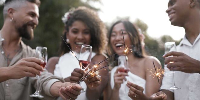 Saiba tudo sobre o Réveillon Católico na Avenida Paulista, com Frei Gilson, Padre Marcelo Rossi e Colo de Deus. Celebre o Ano Novo com Deus!