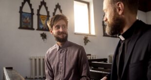 Saiba o que é a indulgência plenária 2026, como obtê-la no último e no 1° dia do ano e o que a Igreja ensina segundo a Bíblia e o Catecismo.