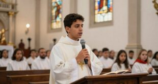 Entenda se a palavra tem poder segundo a Igreja Católica, a Bíblia e o Catecismo, e como usar as palavras de forma cristã no dia a dia.