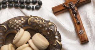 Por que tantos católicos são seduzidos pelo sincretismo religioso? Veja as causas, riscos espirituais e o discernimento proposto pela Igreja.