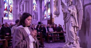 Aprenda como fazer oração para Quaresma segundo a Bíblia e o Catecismo. Guia completo com passos práticos para viver 2026 com conversão.