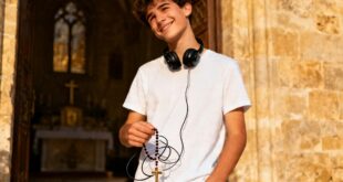 Descubra por que jovens católicos têm vergonha do terço e aprenda como vencer isso com fé, coragem e ensinamentos da Igreja.