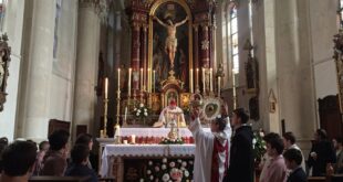 Entenda o que é a Missa de Cura e Libertação no RJ, como funciona e o que a Igreja Católica ensina sobre exorcismo e libertação.