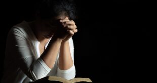 O oração para acalmar a alma: Descubra orações poderosas para acalmar a alma com base na Bíblia, santos e ensinamentos da Igreja Católica.